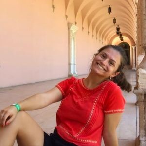 Meet your Posher, Meredith